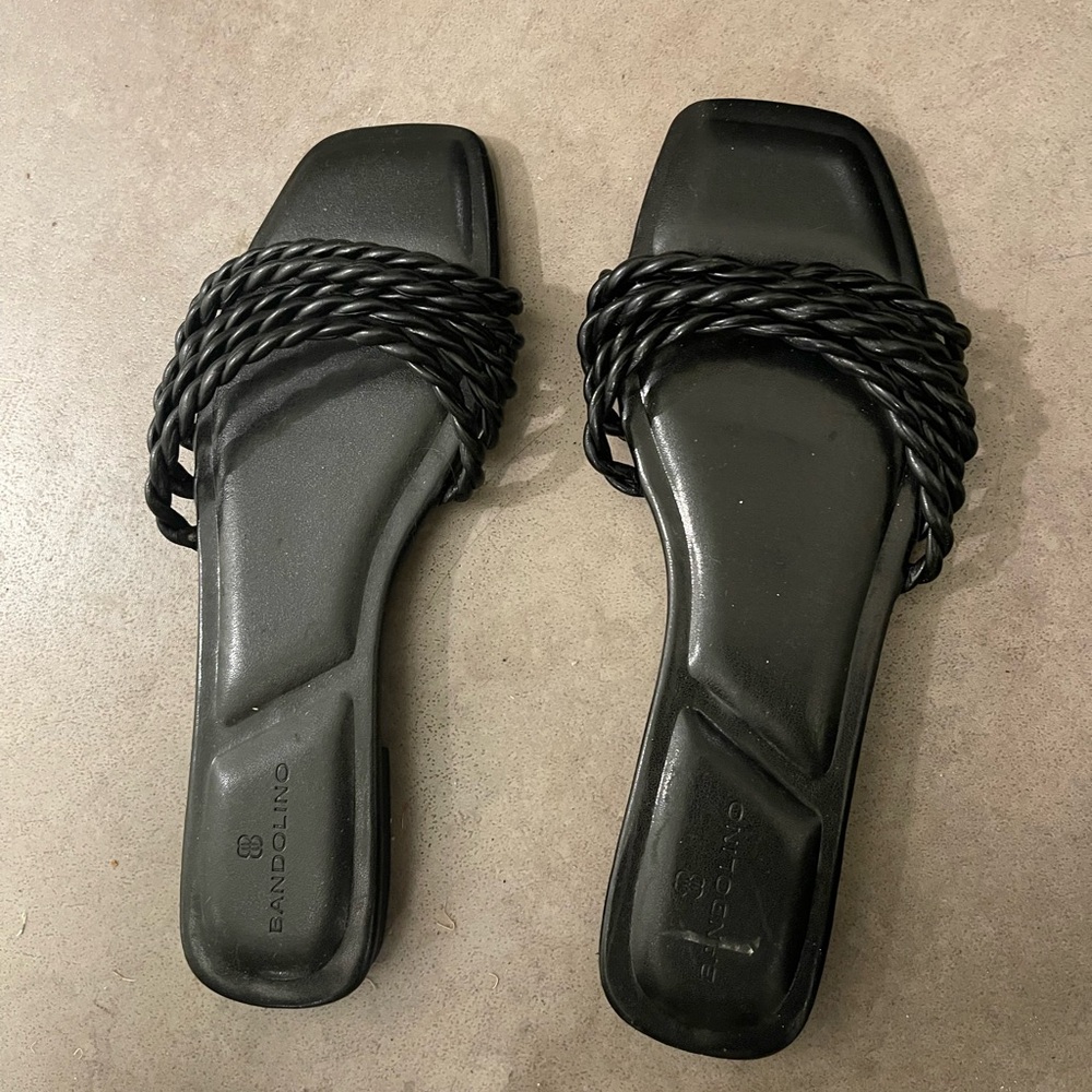 Bandolino Black Slide Sandals with Criss-Cross Straps